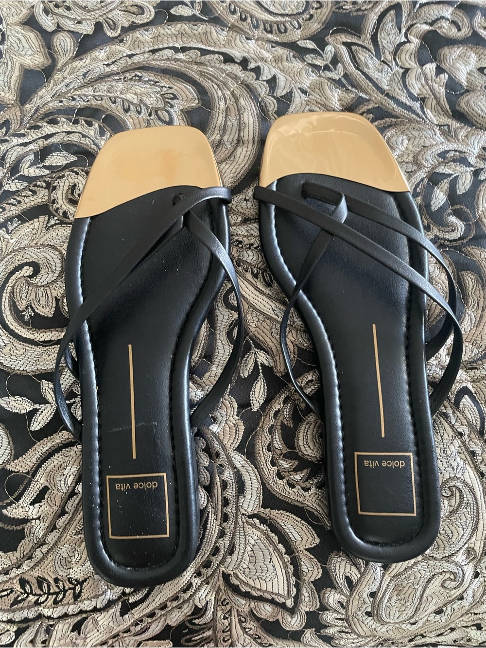 DOLCE VITA Black and Gold Strappy Square-Toe Sandals 7.5